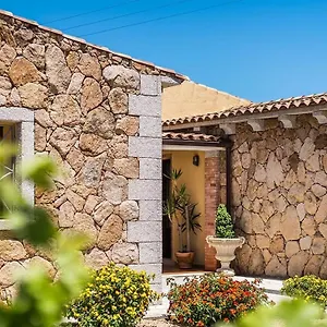 Alloggio per agriturismo In Vigna, Arzachena